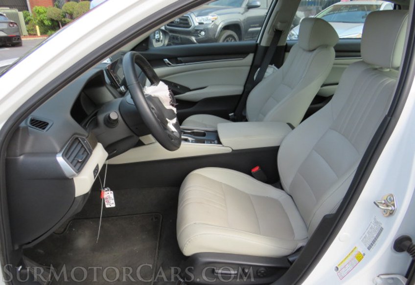 2018 Honda Accord Sedan - Image 23