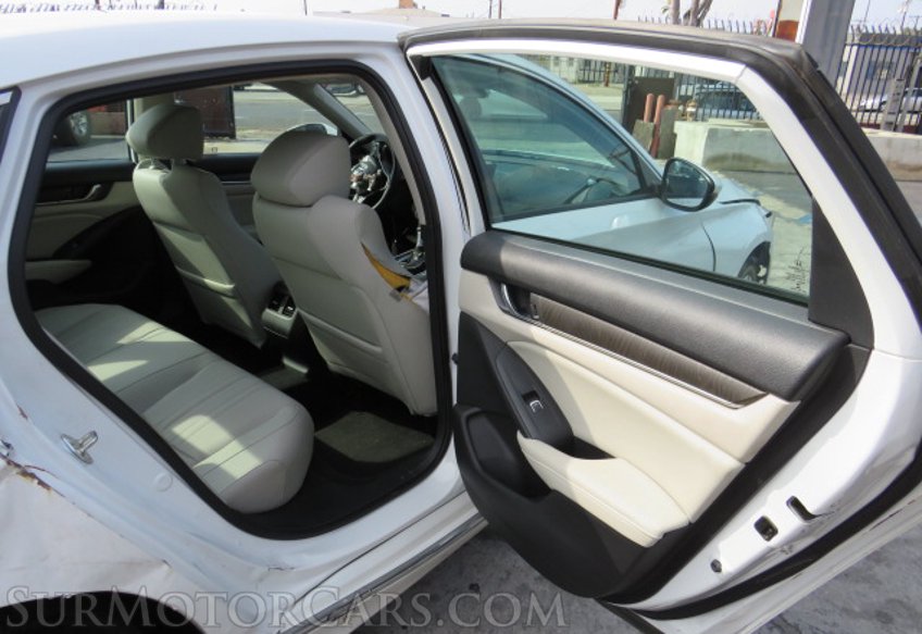 2018 Honda Accord Sedan - Image 22
