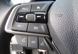 2018 Honda Accord Sedan - Image 32