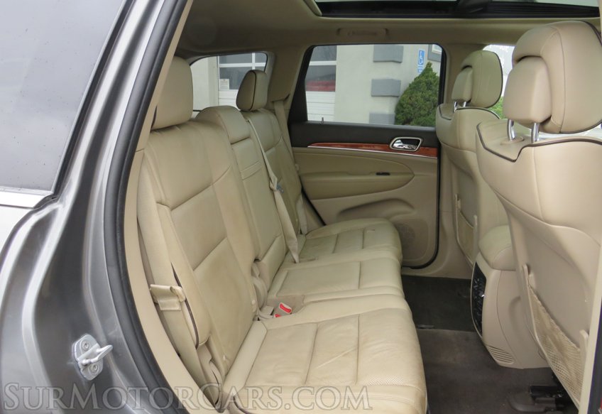2012 Jeep Grand Cherokee - Image 33
