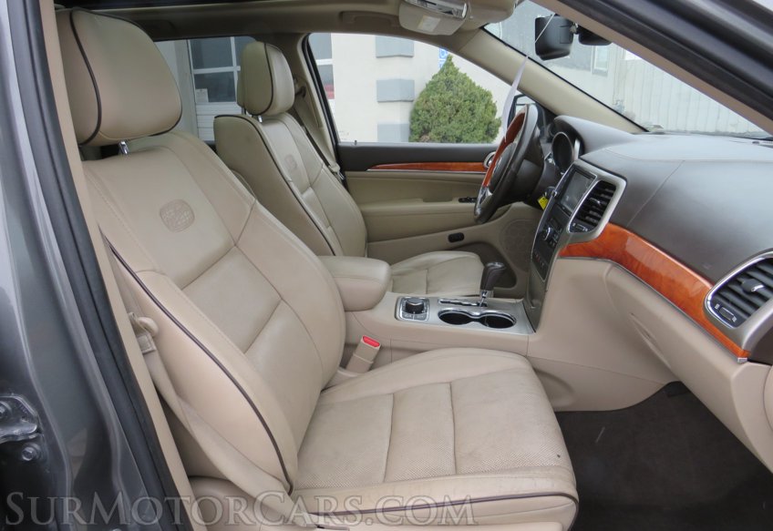 2012 Jeep Grand Cherokee - Image 28