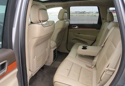 2012 Jeep Grand Cherokee - Image 31