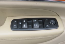 2012 Jeep Grand Cherokee - Image 58