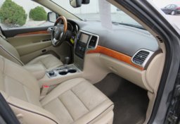 2012 Jeep Grand Cherokee - Image 26