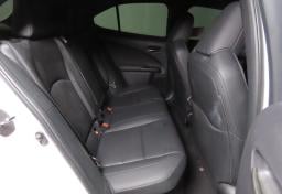 Thumbnail of 2020 Lexus UX 250h