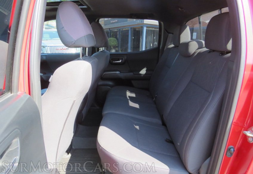 2017 Toyota Tacoma - Image 32