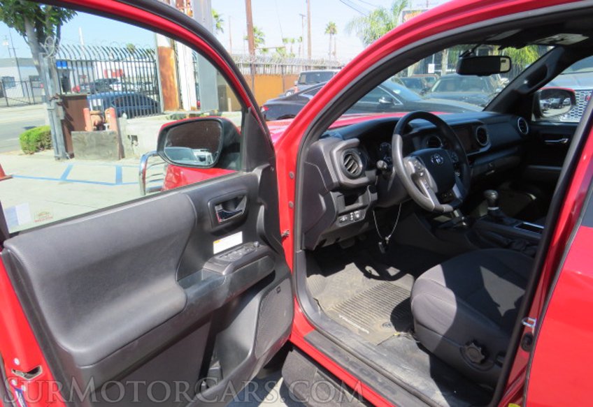 2017 Toyota Tacoma - Image 22
