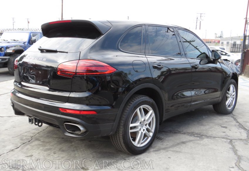 2018 Porsche Cayenne - Image 7