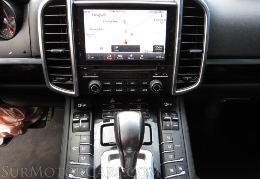 2018 Porsche Cayenne - Image 38