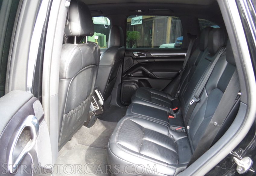 2018 Porsche Cayenne - Image 24