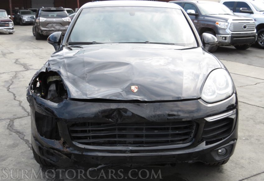 2018 Porsche Cayenne - Image 11