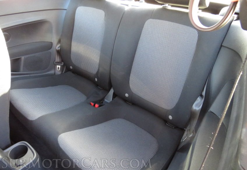 2019 Volkswagen Beetle - Image 25