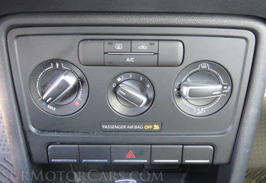 2019 Volkswagen Beetle - Image 36