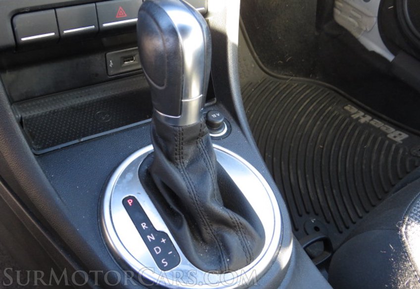 2019 Volkswagen Beetle - Image 35