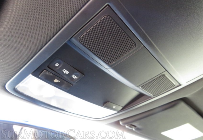 2019 Volkswagen Beetle - Image 38