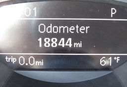 2019 Volkswagen Beetle - Image 27