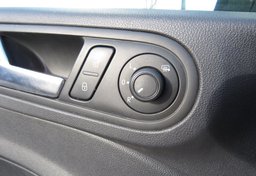 2019 Volkswagen Beetle - Image 37