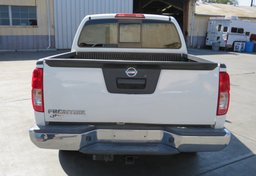 2018 Nissan Frontier - Image 13