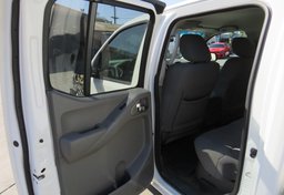 2018 Nissan Frontier - Image 26