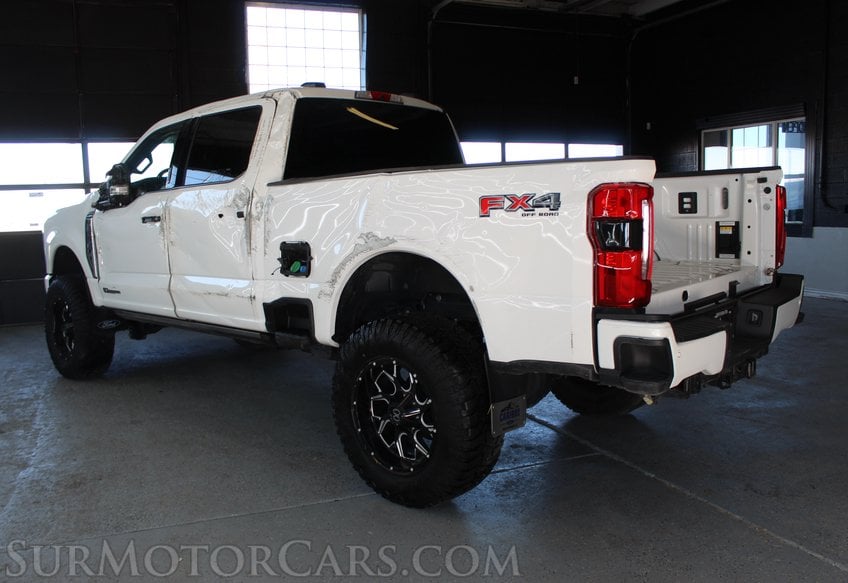 2024 Ford F-350 Super Duty PLATINUM - Image 10