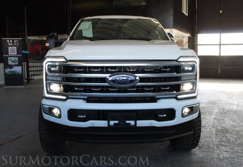 2024 Ford F-350 Super Duty PLATINUM - Image 13