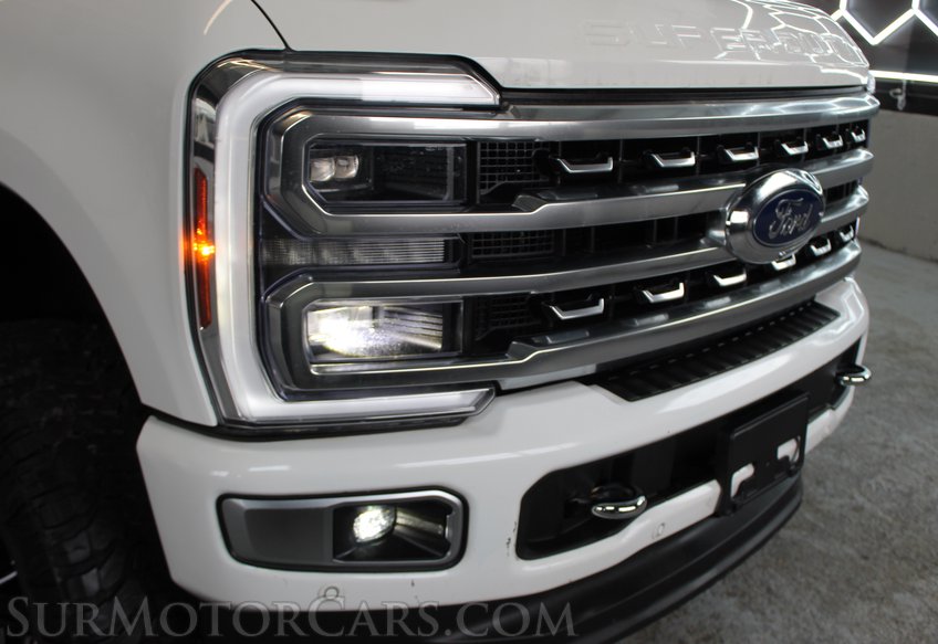 2024 Ford F-350 Super Duty PLATINUM - Image 34
