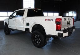 2024 Ford F-350 Super Duty PLATINUM - Image 7