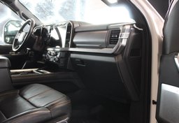 2024 Ford F-350 Super Duty PLATINUM - Image 42