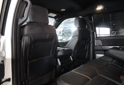 2024 Ford F-350 Super Duty PLATINUM - Image 49