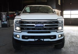 2024 Ford F-350 Super Duty PLATINUM - Image 13