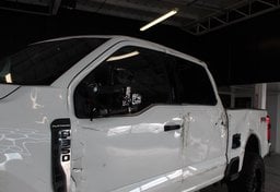 2024 Ford F-350 Super Duty PLATINUM - Image 23
