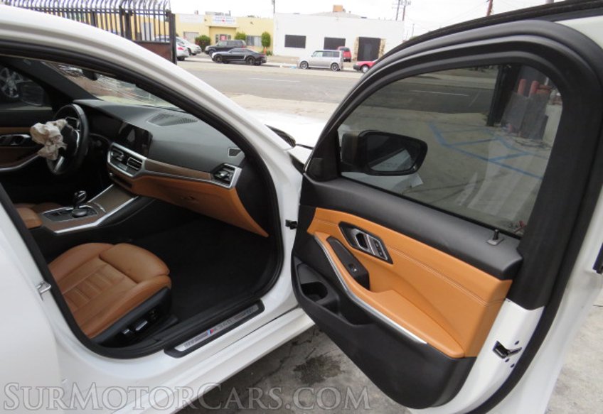 2020 BMW 3 Series - Image 21