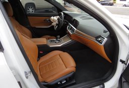 2020 BMW 3 Series - Image 24