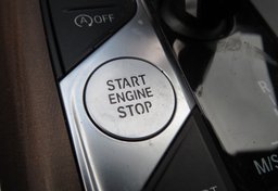 2020 BMW 3 Series - Image 42