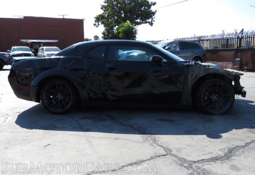 2018 Dodge Challenger - Image 11