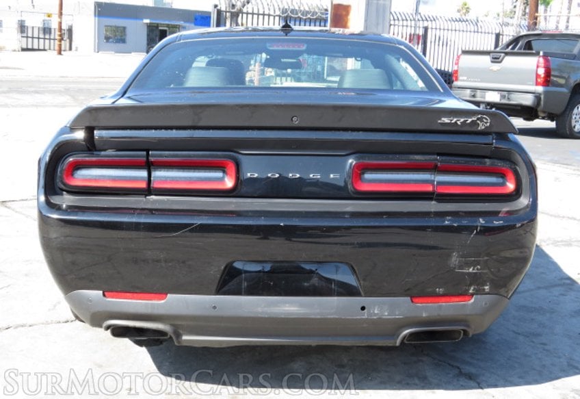 2018 Dodge Challenger - Image 9