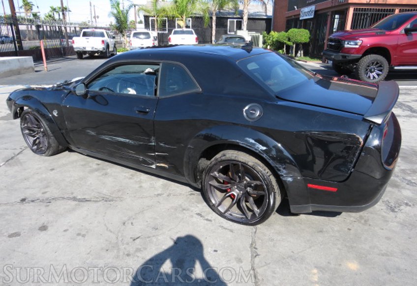 2018 Dodge Challenger - Image 5
