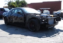 2018 Dodge Challenger - Image 4