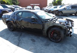 2018 Dodge Challenger - Image 2