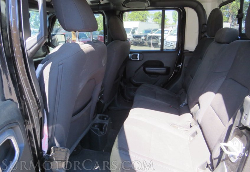 2020 Jeep Gladiator - Image 31