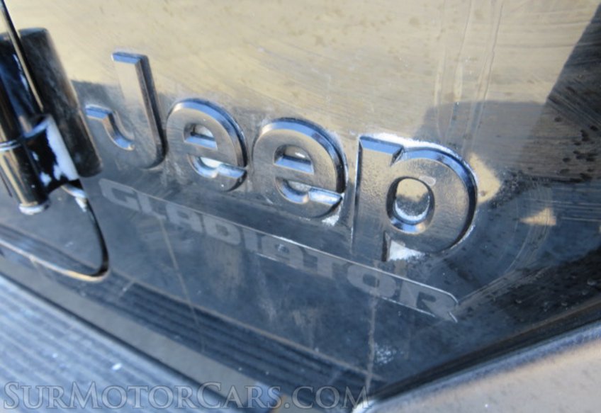 2020 Jeep Gladiator - Image 19