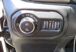 2020 Jeep Gladiator - Image 37