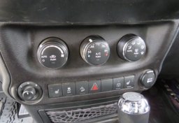 2018 Jeep Wrangler JK Unlimited - Image 44