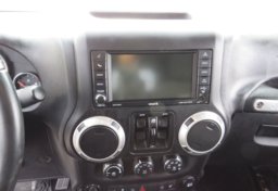 2018 Jeep Wrangler JK Unlimited - Image 42