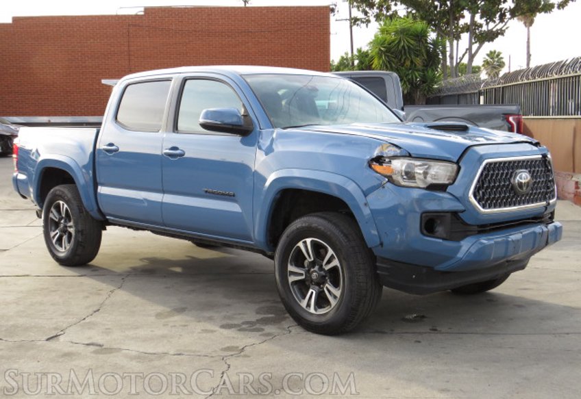 2019 Toyota Tacoma 4WD - Image 4