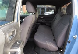 2019 Toyota Tacoma 4WD - Image 32