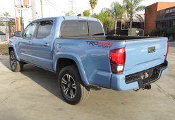 2019 Toyota Tacoma 4WD - Image 7