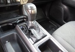 2019 Toyota Tacoma 4WD - Image 43