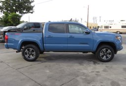 2019 Toyota Tacoma 4WD - Image 6