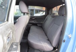 2019 Toyota Tacoma 4WD - Image 34